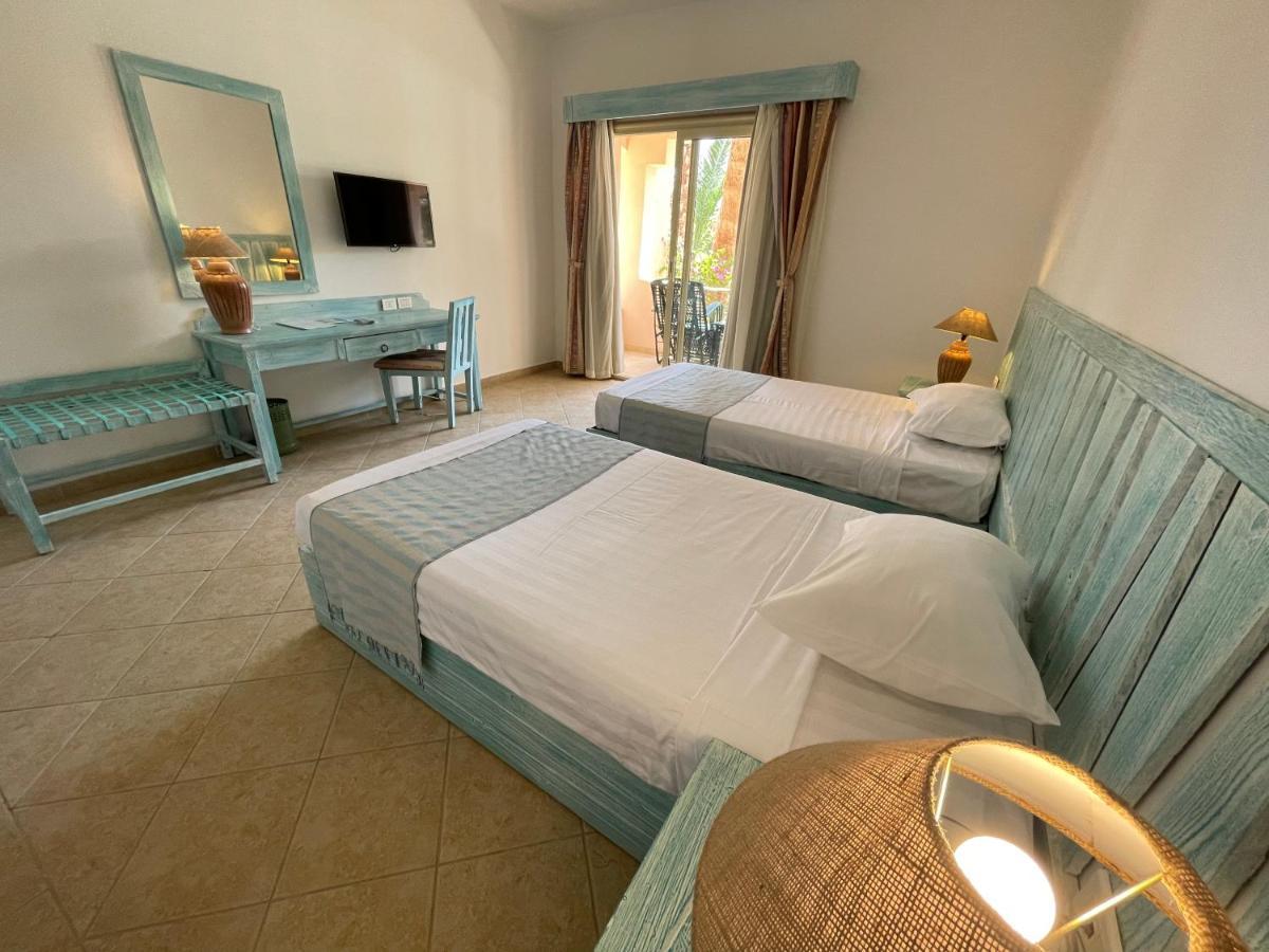 Blue Lagoon View Resort & Spa Marsa Alam Екстериор снимка