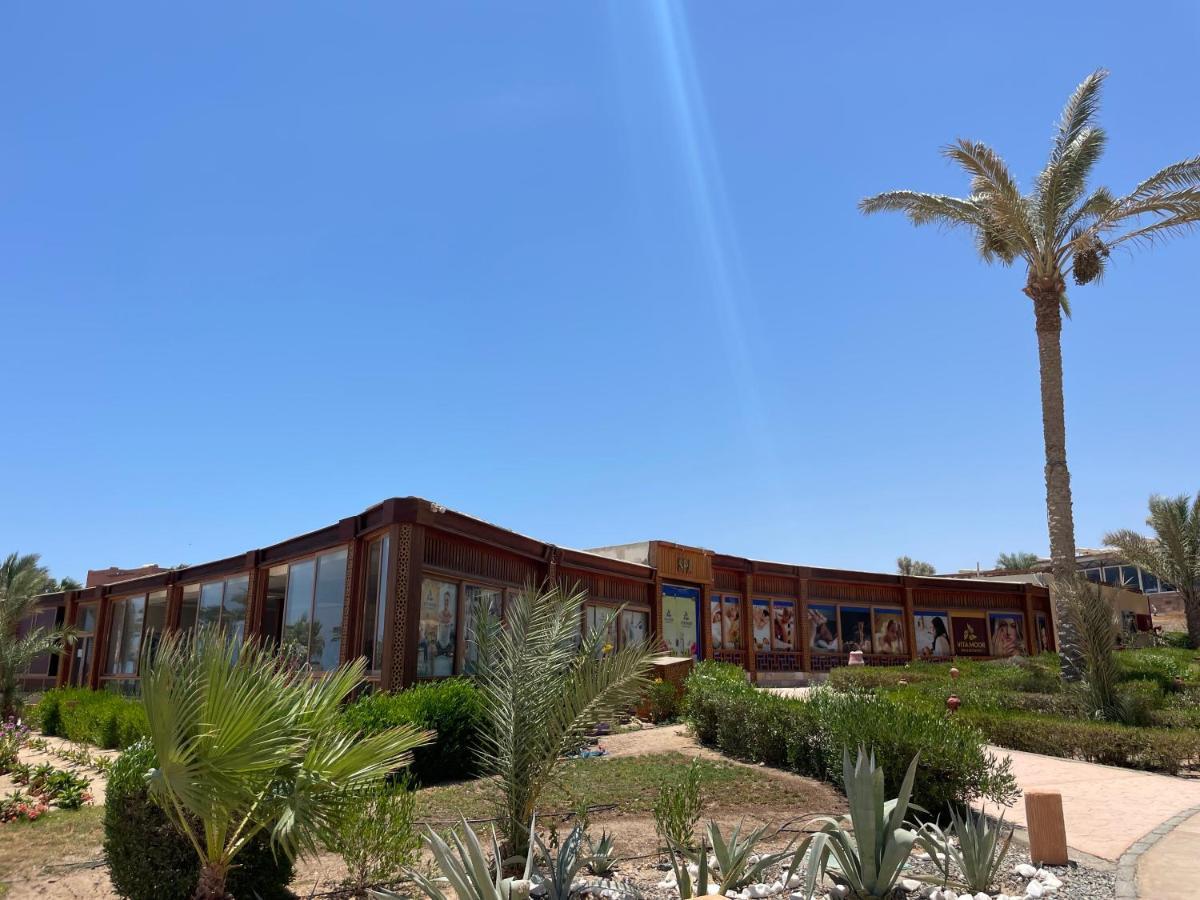 Blue Lagoon View Resort & Spa Marsa Alam Екстериор снимка